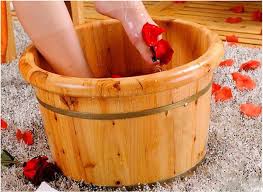 Bồn gỗ ngâm chân viền tròn tại bontamgohn.com