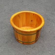 Đặc điểm của thùng ngâm chân gỗ bo viền