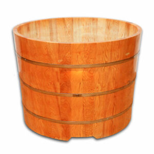 Bồn tắm gỗ đứng