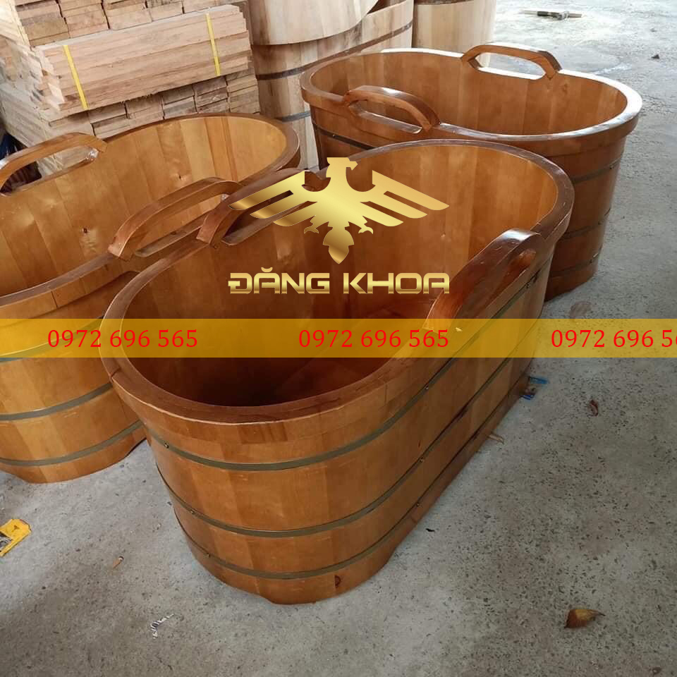 Bồn Tắm Gỗ Sồi tại Hà