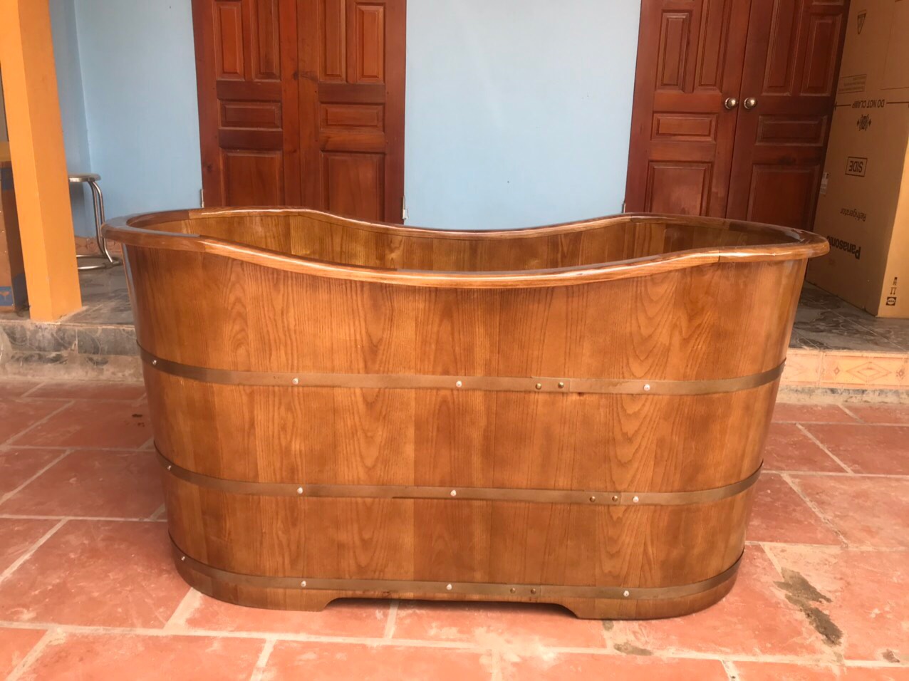 Giá bồn tắm gỗ
