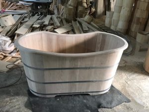 Bồn tắm gỗ giá bao nhiêu